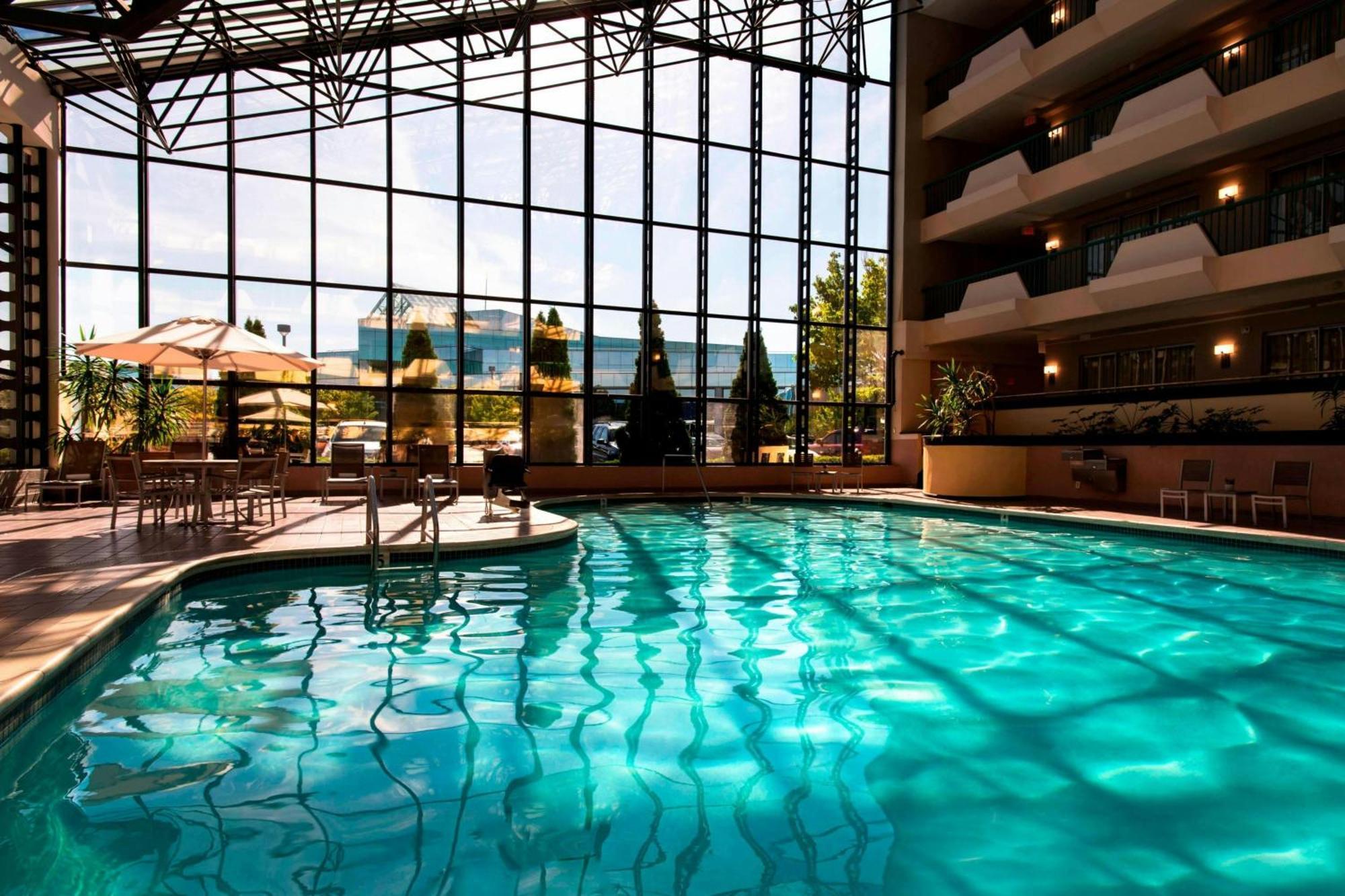 Marriott Melville Long Island Exterior photo